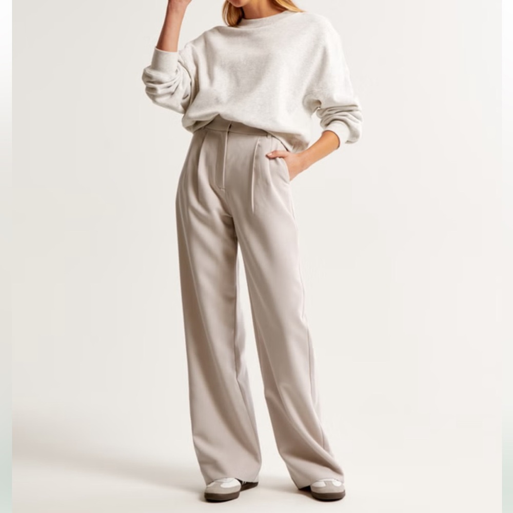 Abercrombie Sloane Tailored Wide Leg Pant - Short